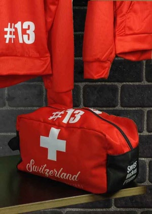 Swiss Hockey Player Necessaire mit Name & Nummer 